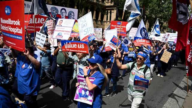 Armistice: NSW nurses strike interim wage deal