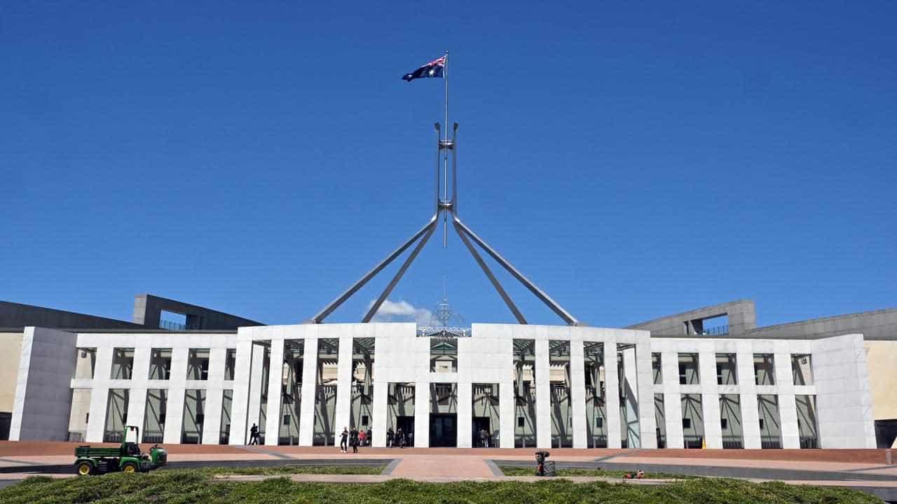 Parliament House raided by anti-corruption commission