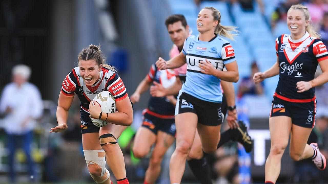 Roosters survive Cronulla fightback to claim NRLW crown