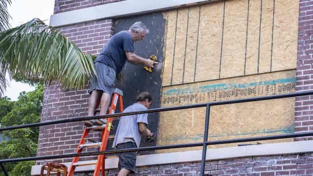 'Catastrophic' Hurricane Milton heads to Florida coast