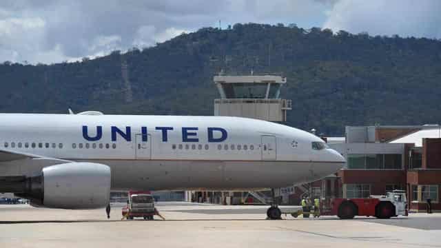 Who let the dogs in? US airline in biosecurity breach