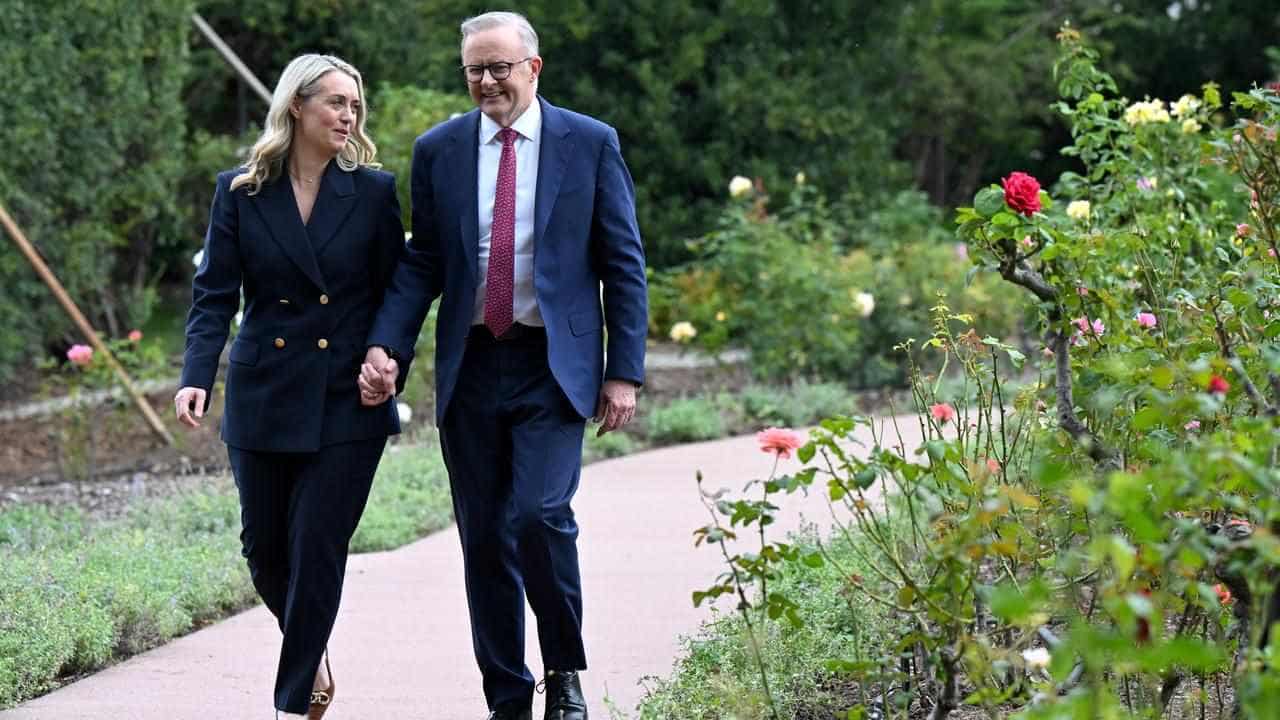 PM quizzed over $4.3 million clifftop property purchase