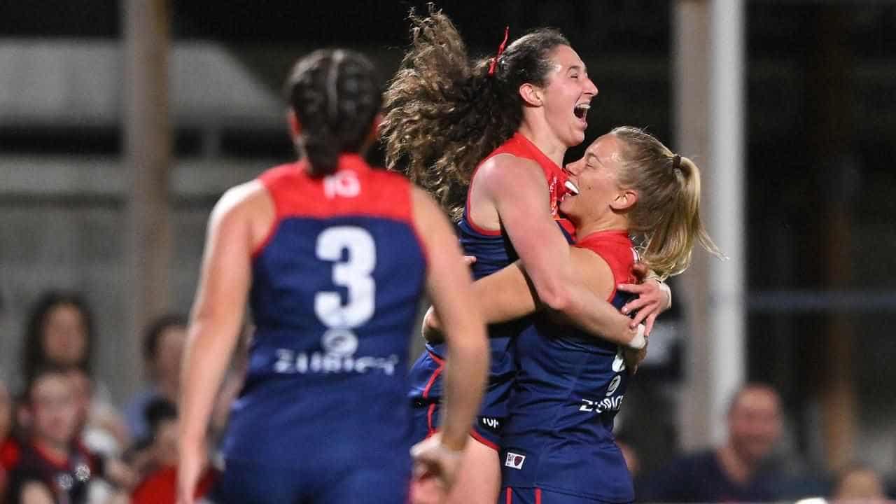 Bannan's four-goal bag helps in-form Demons beat Tigers