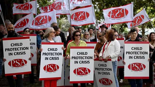 Pay boost for workers to fix 'broken' child protection