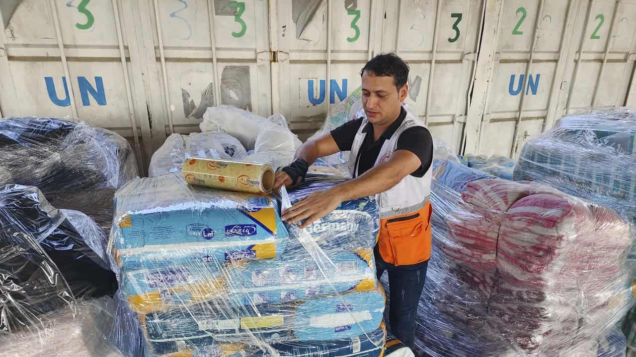 Israel votes to ban UN aid agency UNRWA