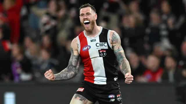 Tim Membrey officially a Pie, Martin joins Cats