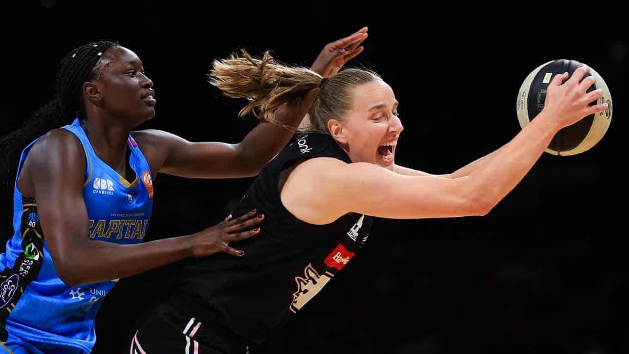 Ruef and George star for Flames, Lynx beat WNBL champs