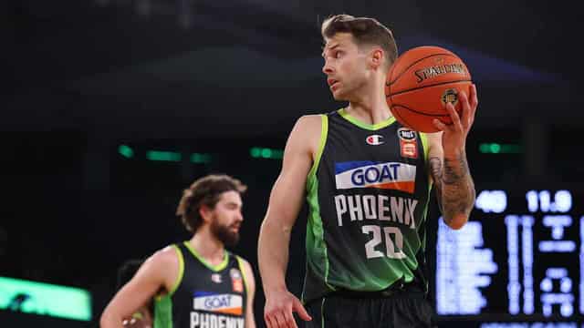 Phoenix's rise continues in big NBL win over Wildcats