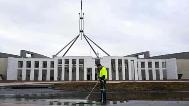 Labor banking on education plan to give it a clean run