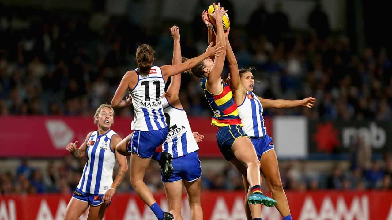 Kangaroos beat Crows in AFLW qualifying final