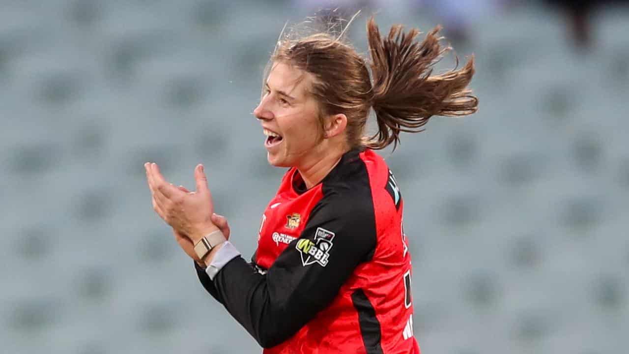 WBBL match-winner swaps pub for prized scalp of Lanning