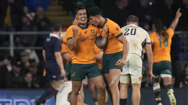 Wallabies launch Suaalii era with glorious England win