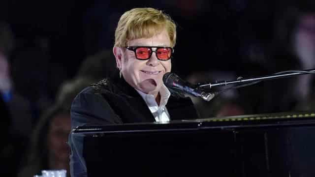 Elton John forced to change diet following health scare