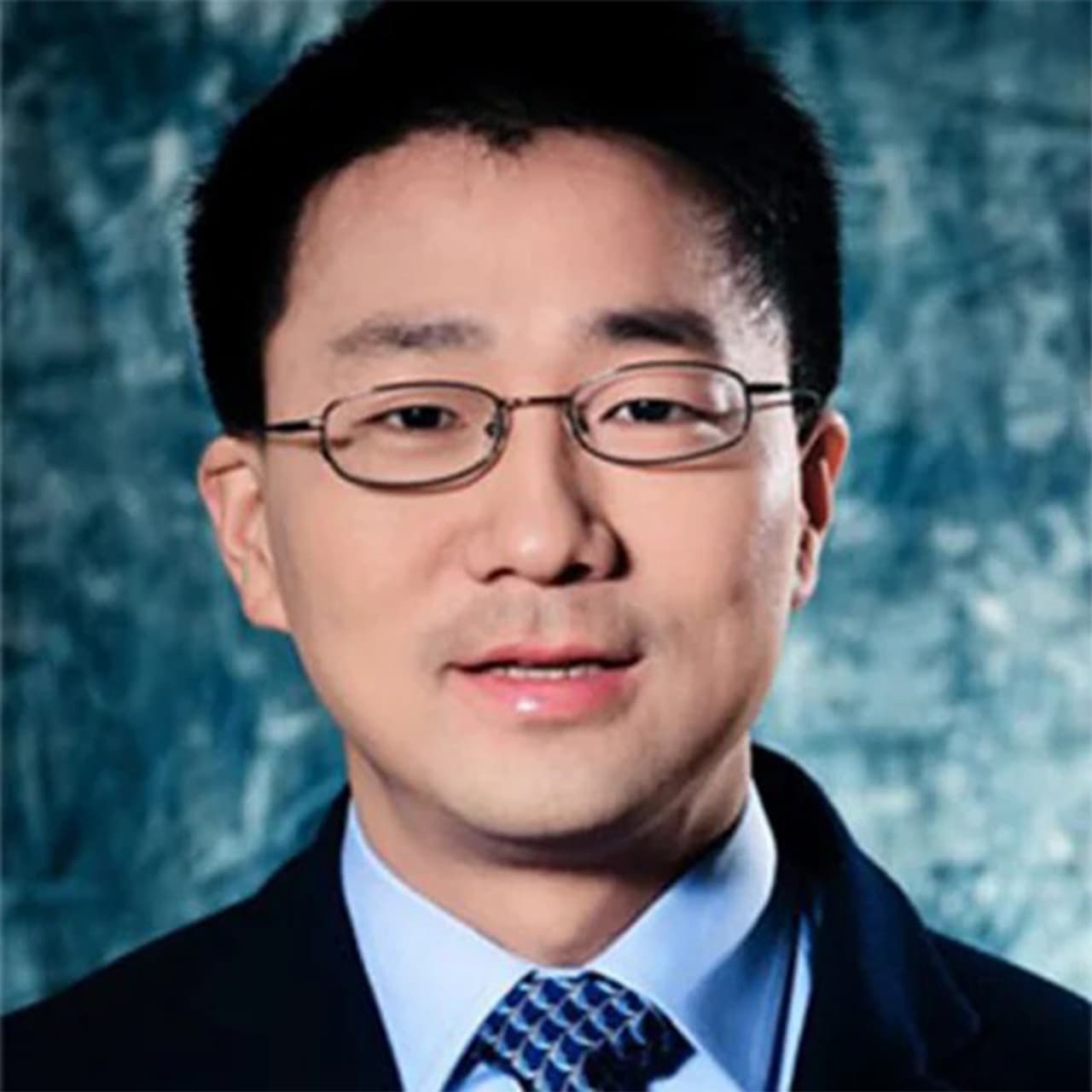 CKGSB Professor Neng Wang Co-Authored Paper on Government Debt with Nobel Laureate Thomas J. Sargent Among Others