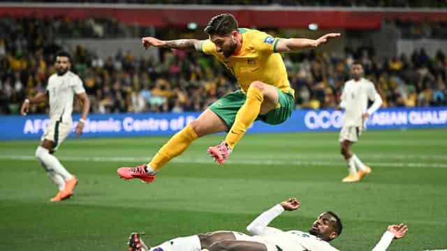 Socceroos set to walk World Cup qualification tightrope