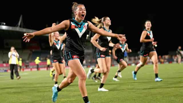 Port stun Hawks in one-point AFLW semi-final thriller