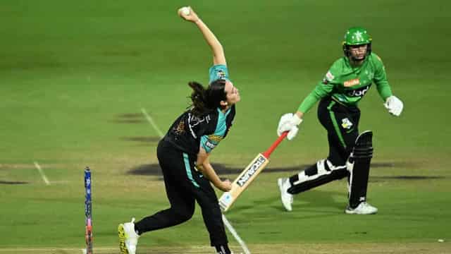 Heat secure WBBL finals spot with win over Stars