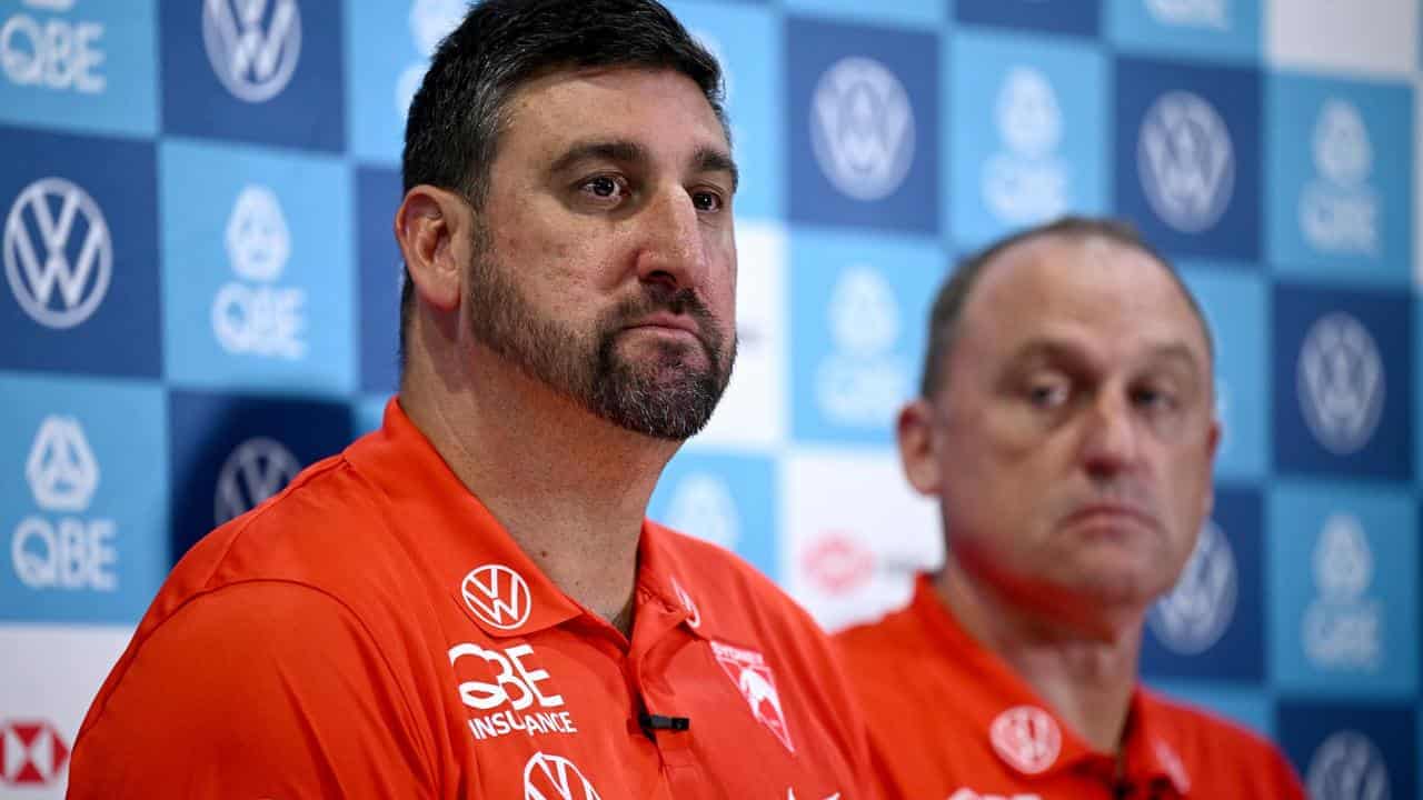 Re-signing Warner is Swans' top priority: new coach Cox