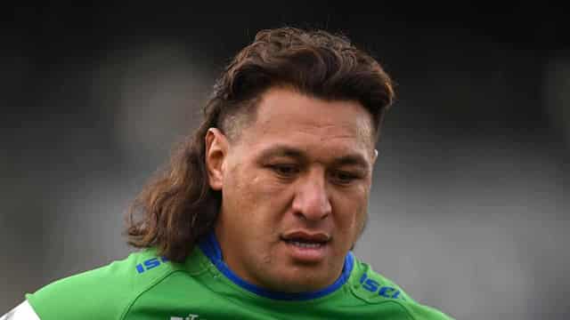 Raiders prop pleads not guilty to abusing police in bar