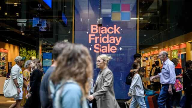 Price-conscious Aussies spend up on record Black Friday