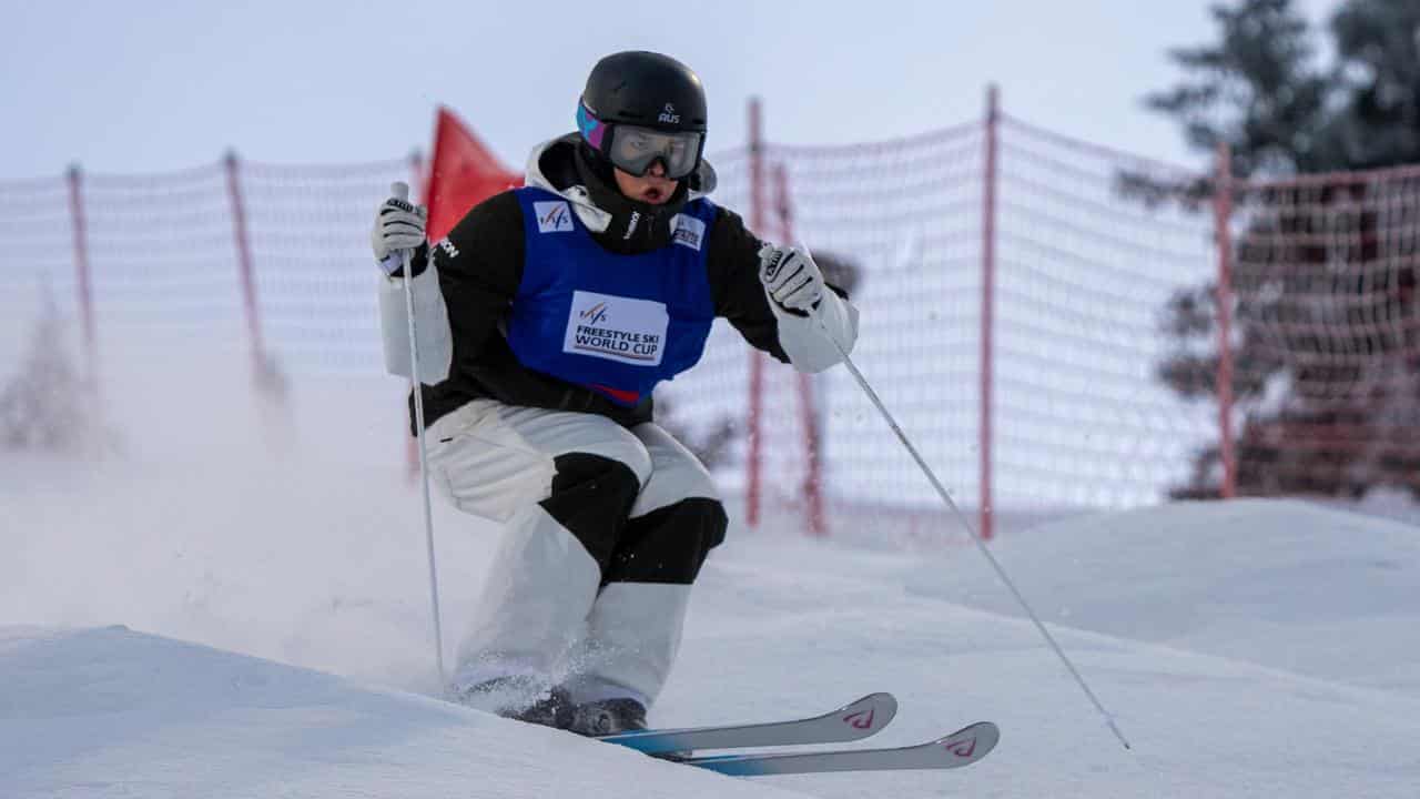 Aussie ski ace Anthony opens moguls season with silver