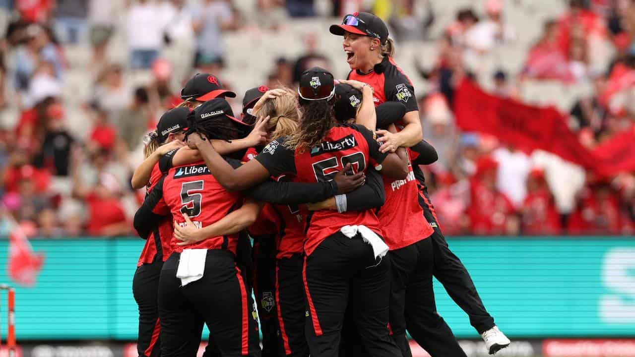 Matthews stars in Melbourne Renegades' first WBBL title