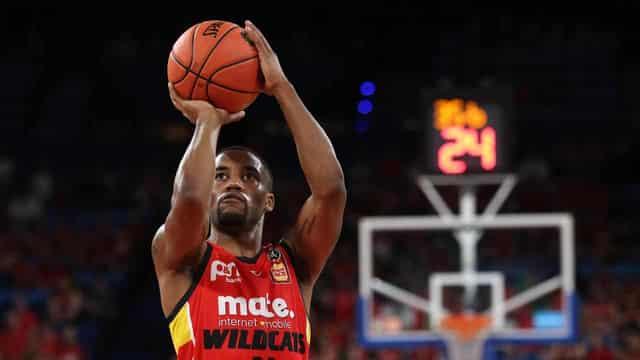 Cotton's record-breaking haul lifts Wildcats to NBL win