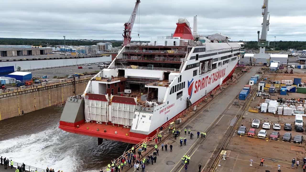 Operator admits Bass Strait ferry saga is embarrassing