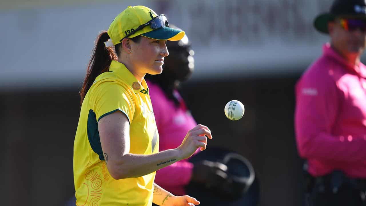 Schutt, Voll shine as Aussies thrash India in ODI