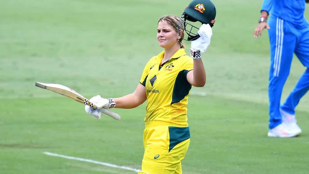 Perry, Voll tons help Aussie women crush India in ODI