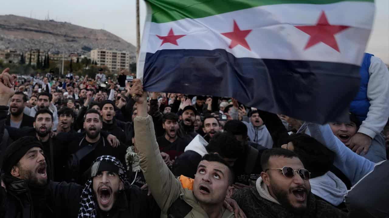 Rebels work to form Syrian govt after ousting Assad