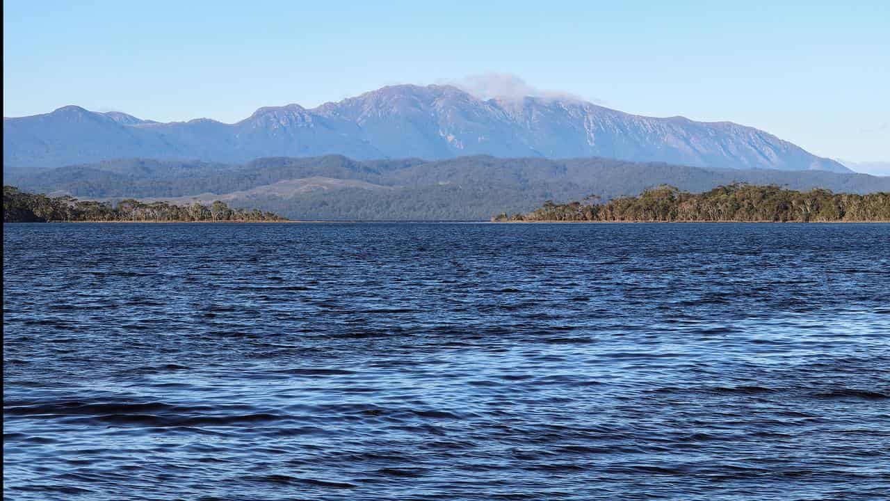 'I support salmon farming': PM backs Tassie industry