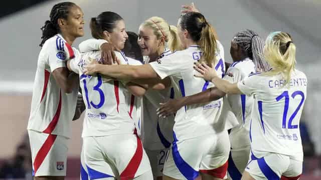 Lyon, Chelsea complete perfect women's CL group stage