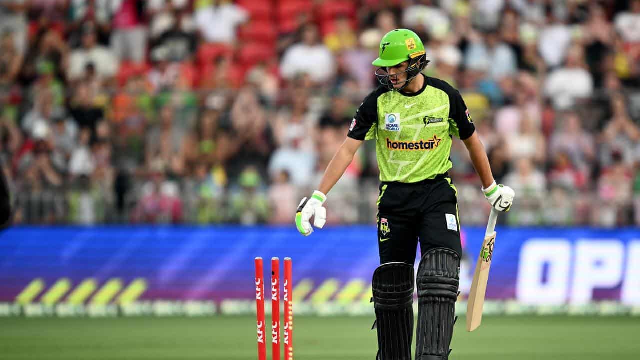 Dwarshuis hits Sixers to last-ball win in BBL