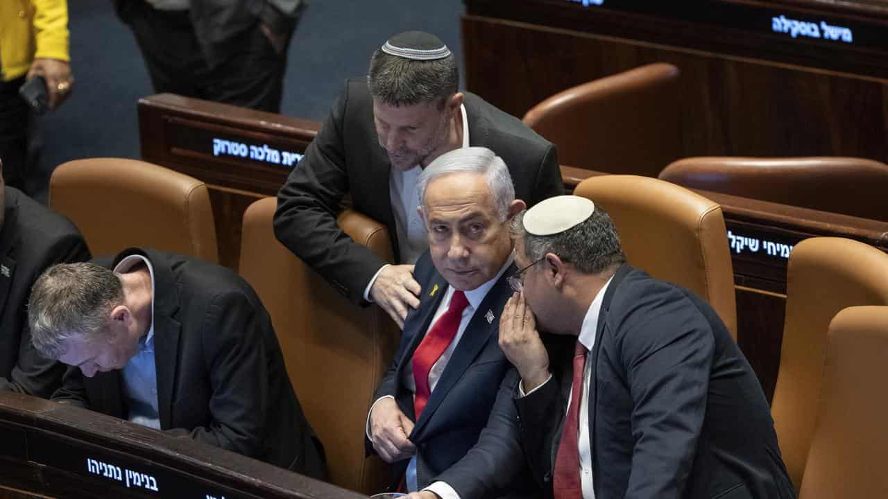 Israeli parliament extends state of emergency