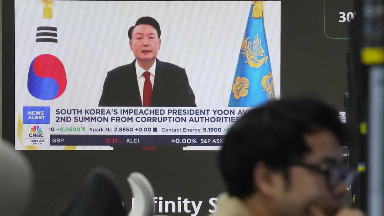 Court approves arrest of impeached South Korean leader