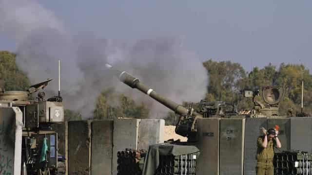 Israeli strikes push up Gaza death toll amid truce push