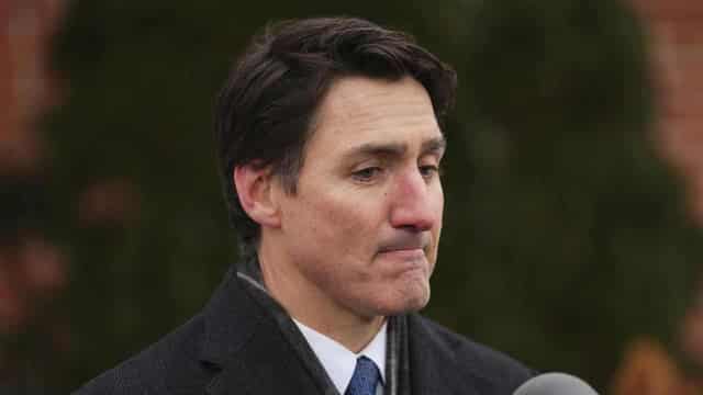 Canadian PM blames party infighting for early exit