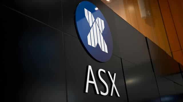 Aussie shares drop for second day but gain for week