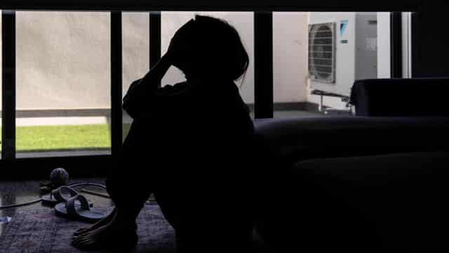 Govt throwing mental health patients 'under the bus'