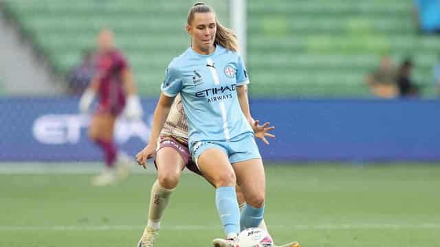 Melbourne City beat Roar to go four points clear in ALW