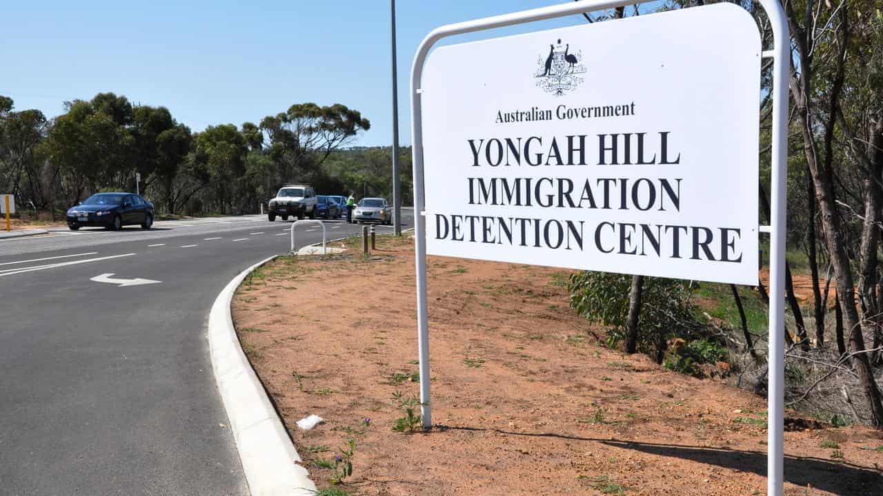 No water in immigration detention centre cell: watchdog