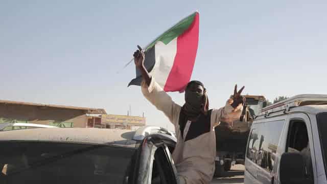 Sudan army takes over strategic city amid celebrations