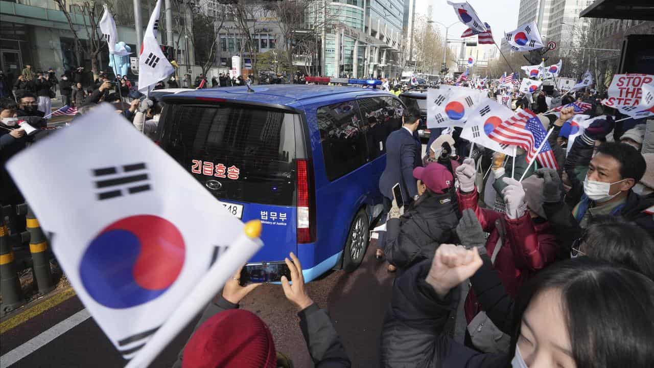 Protesters storm SKorea court over Yoon's detention