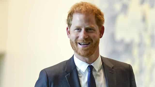 Prince Harry wins apology, damages from Murdoch papers