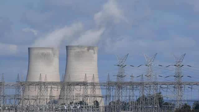 Ageing 'coal clunkers' posing power outage risk