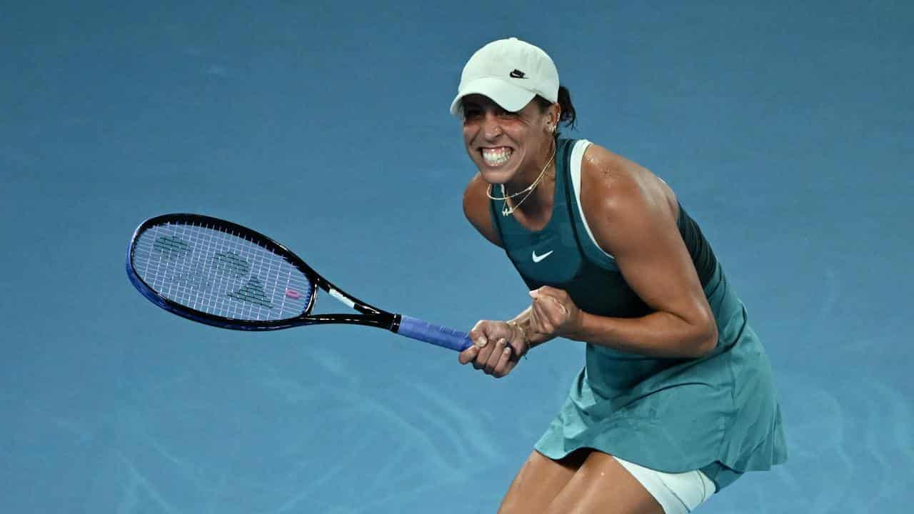 Keys upsets Swiatek to reach Australian Open final