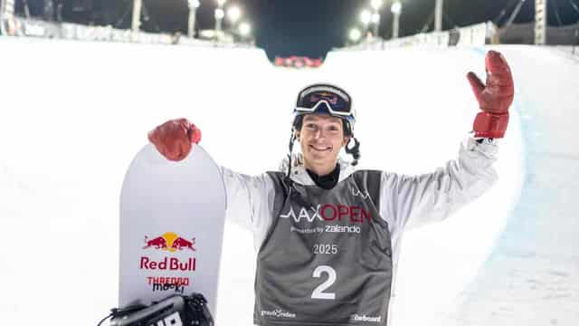 Aussie James continues hot start to snowboard season