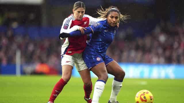 Sam Kerr celebrates with Chelsea after key WSL win