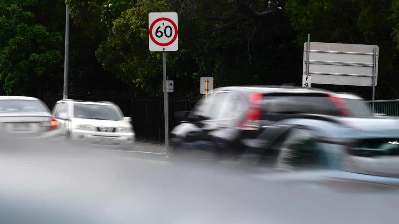 Ten-year national road safety plan 'wildly off-track'